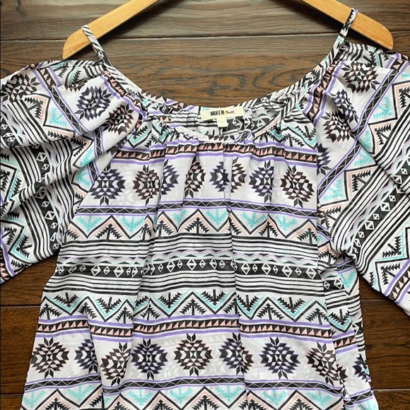 Miken swim coverup Aztec design cold shoulder - Picture 3 of 7